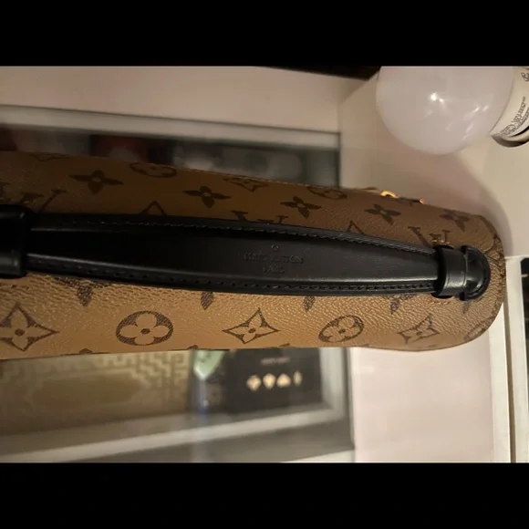 Selling Pochette Métis Monogram Reverse - Picture 5 of 7